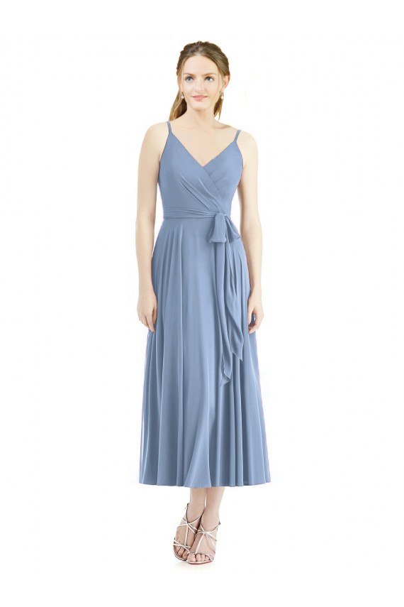 Bleu poussiéreux Trapèze Bretelles spaghetti Mousseline Courte Robes demoiselle d'honneur à Bas Prix