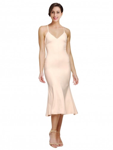 Fourreau Col V midi Crêpe Stretch Courte Robes demoiselle d'honneur / Robes de bal / Robes de cocktail à Bas Prix