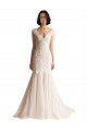 Ivoire & Champagne Sirène Col V Balayage train Tulle Robes de mariée à Bas Prix