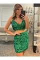 Shamrock Vert Fourreau Col V Courte Paillettes Velours Courte Robes de bal à Bas Prix